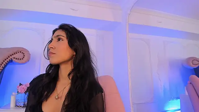 Snapshot of LucianaBlanco_ chatting on 04/10/26, 08:57 LucianaBlanco online show from 04/10/26, 08:57