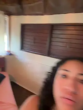 LatinaLoka online show from 04/11/26, 02:10