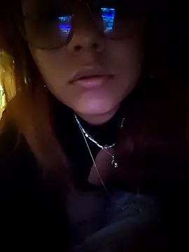 blurosa online show from 04/15/26, 11:05