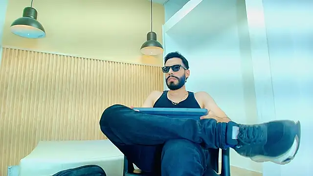 Snapshot of JEAN_LEWIS2 chatting on 03/19/26, 07:29 JEAN LEWIS2 online show from 03/19/26, 07:29