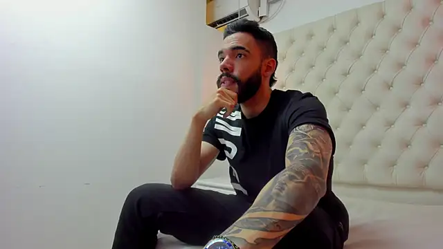 Snapshot of JEAN_LEWIS2 chatting on 04/09/26, 07:30 JEAN LEWIS2 online show from 04/09/26, 07:30