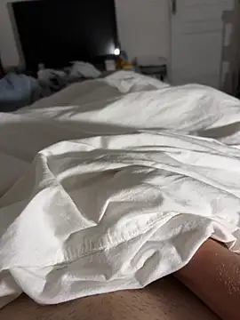 Snapshot of Elian0406 chatting on 04/27/26, 09:24 Elian0406 online show from 04/27/26, 09:24