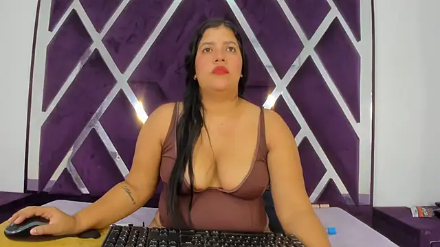 Snapshot of kiaraht chatting on 04/16/26, 04:35 kiaraht online show from 04/16/26, 04:35