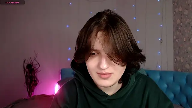 Snapshot of delalex chatting on 03/23/26, 08:57 delalex online show from 03/23/26, 08:57