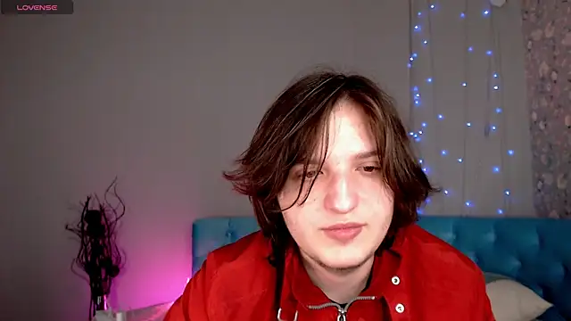 Snapshot of delalex chatting on 04/03/26, 02:42 delalex online show from 04/03/26, 02:42