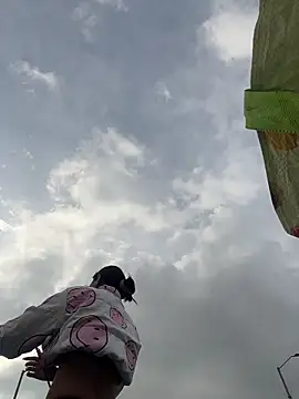 Snapshot of sylphiee_ chatting on 03/28/26, 09:47 sylphiee online show from 03/28/26, 09:47