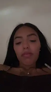 Snapshot of sylphiee_ chatting on 04/10/26, 04:12 sylphiee online show from 04/10/26, 04:12