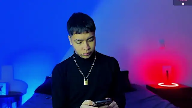 Snapshot of Lee_Colee chatting on 03/14/26, 05:40 Lee Colee online show from 03/14/26, 05:40