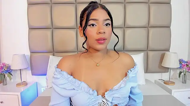 Snapshot of lilly_williamss chatting on 03/26/26, 03:23 lilly williamss online show from 03/26/26, 03:23