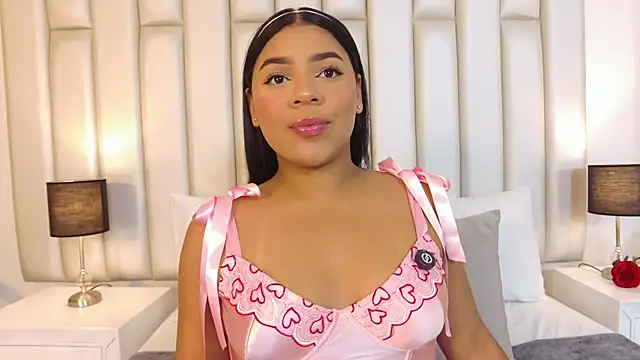 Snapshot of lilly_williamss chatting on 04/15/26, 03:46 lilly williamss online show from 04/15/26, 03:46