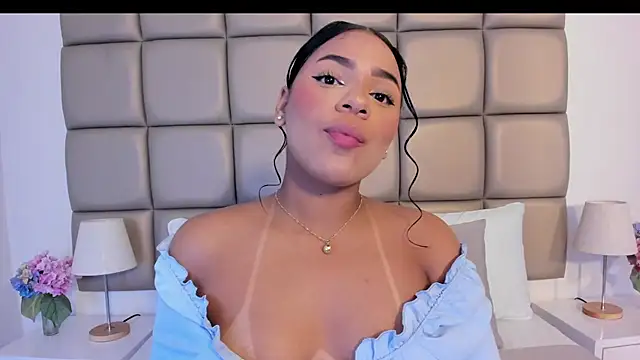 Snapshot of lilly_williamss chatting on 04/27/26, 03:26 lilly williamss online show from 04/27/26, 03:26