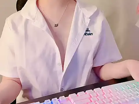 hunhun122 online show from 07/18/26, 08:18