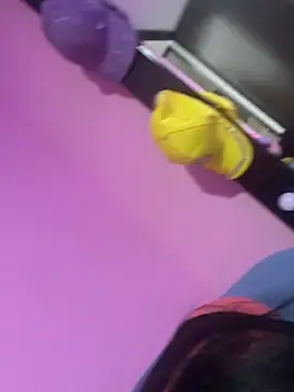 leila moretti online show from 05/01/26, 10:14