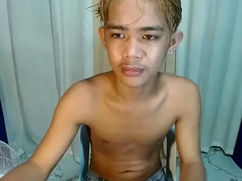 boynextdoorjosh online show from 05/18/26, 10:21