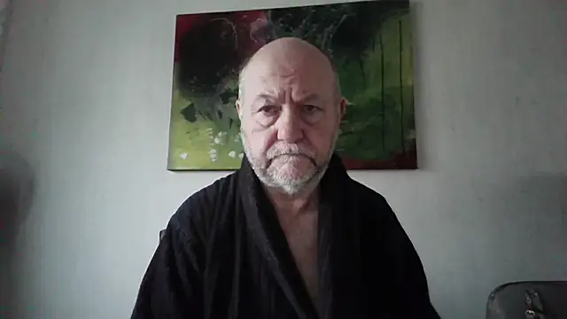 Snapshot of Buggemann chatting on 06/20/26, 03:31 Buggemann online show from 06/20/26, 03:31