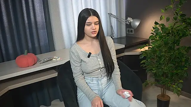 DevoraHondel online show from 03/12/26, 08:20