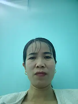 Snapshot of Geelio-playsx24 chatting on 03/17/26, 02:20 Geelio-playsx24 online show from 03/17/26, 02:20