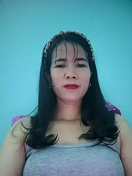 Snapshot of Geelio-playsx24 chatting on 03/23/26, 01:42 Geelio-playsx24 online show from 03/23/26, 01:42