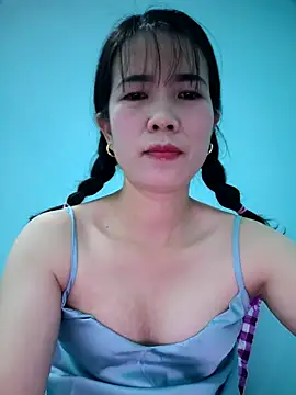 Snapshot of Geelio-playsx24 chatting on 03/28/26, 01:11 Geelio-playsx24 online show from 03/28/26, 01:11