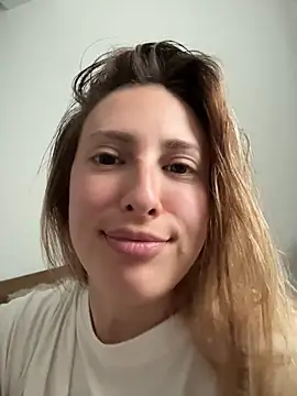 EvaRyen  online show from 05/07/26, 01:27