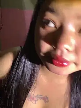 Snapshot of Motminhthoi chatting on 05/20/26, 12:44 Motminhthoi online show from 05/20/26, 12:44
