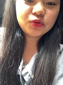 Snapshot of Motminhthoi chatting on 07/20/26, 03:43 Motminhthoi online show from 07/20/26, 03:43