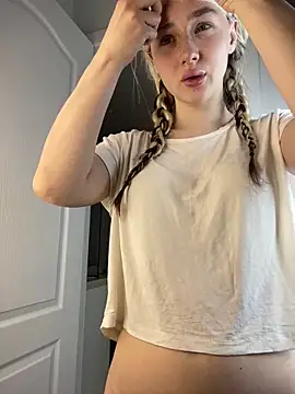 KittiLin online show from 05/08/26, 10:37
