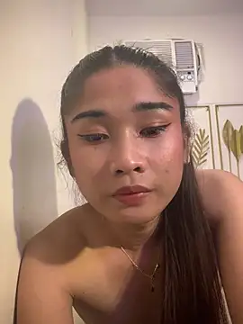 Snapshot of horsemeatcock_ellison chatting on 03/21/26, 04:21 horsemeatcock ellison online show from 03/21/26, 04:21