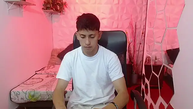 Snapshot of Kei_23 chatting on 03/21/26, 11:26 Kei 23 online show from 03/21/26, 11:26