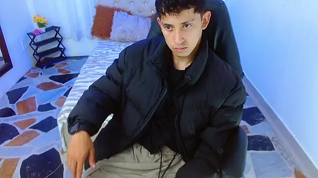 Snapshot of Kei_23 chatting on 04/07/26, 11:32 Kei 23 online show from 04/07/26, 11:32