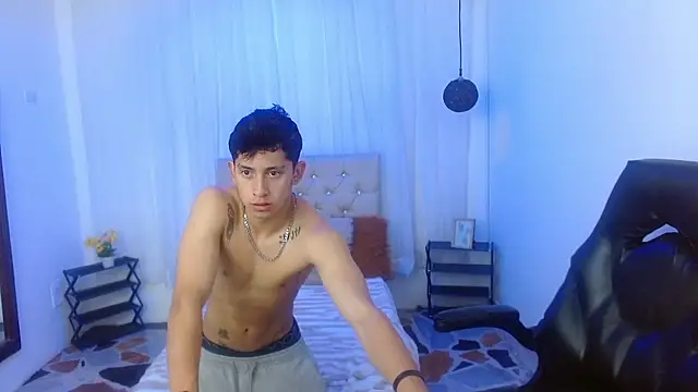 Snapshot of Kei_23 chatting on 04/09/26, 02:22 Kei 23 online show from 04/09/26, 02:22