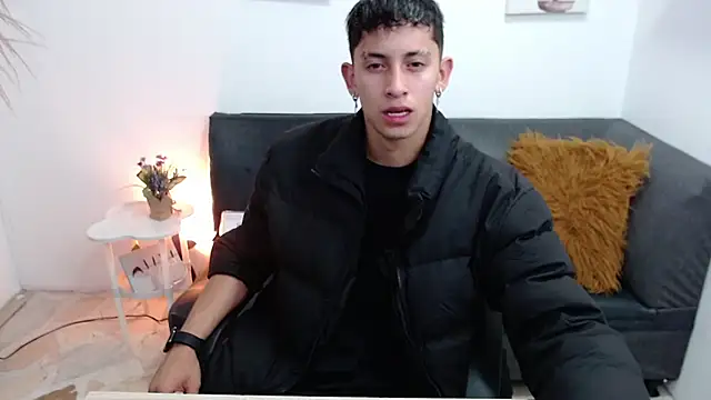 Snapshot of Kei_23 chatting on 04/24/26, 11:56 Kei 23 online show from 04/24/26, 11:56