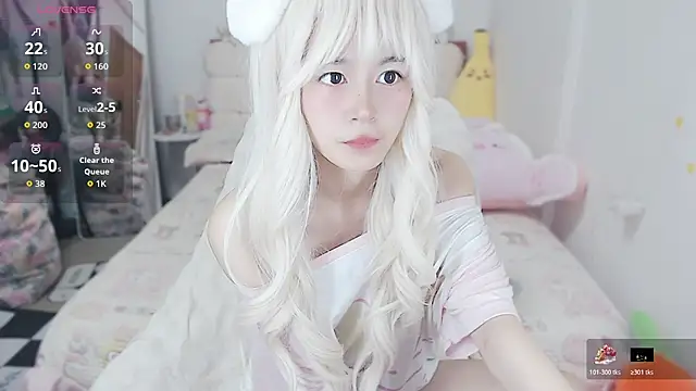 Snapshot of Rabbit1320 chatting on 03/17/26, 08:17 Rabbit1320 online show from 03/17/26, 08:17