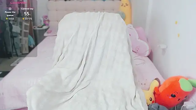 Snapshot of Rabbit1320 chatting on 04/27/26, 10:24 Rabbit1320 online show from 04/27/26, 10:24