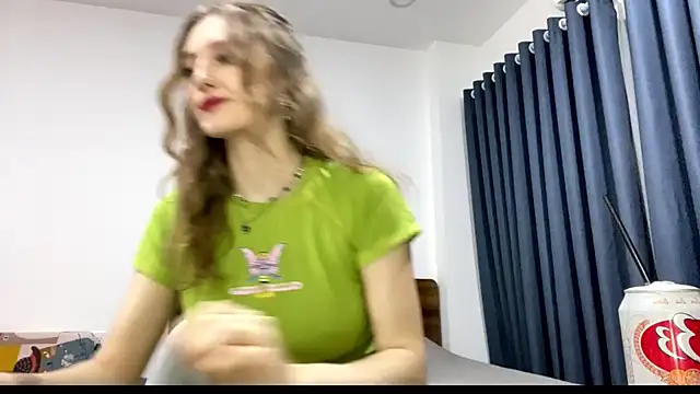 Snapshot of JanesSpace chatting on 04/10/26, 05:06 JanesSpace online show from 04/10/26, 05:06