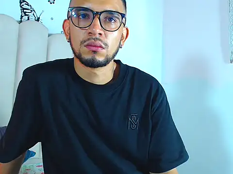 DiemMartinez01 online show from 03/12/26, 01:28