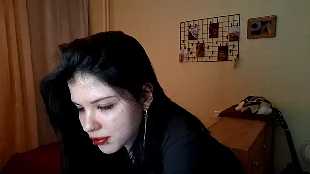 Snapshot of MiaTemptress chatting on 03/24/26, 02:33 MiaTemptress online show from 03/24/26, 02:33