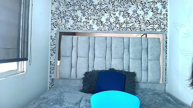 Snapshot of Keyla_Brunette_ chatting on 04/16/26, 07:47 Keyla Brunette online show from 04/16/26, 07:47