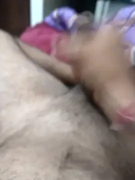 Snapshot of desilund0230 chatting on 03/25/26, 07:31 desilund0230 online show from 03/25/26, 07:31