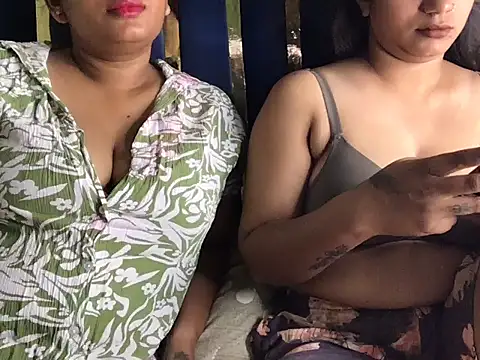 Snapshot of Holey_Coupon chatting on 03/12/26, 01:06 Holey Coupon online show from 03/12/26, 01:06