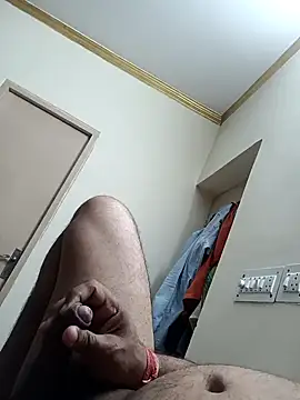 HotBoy9305 online show from 03/15/26, 01:28