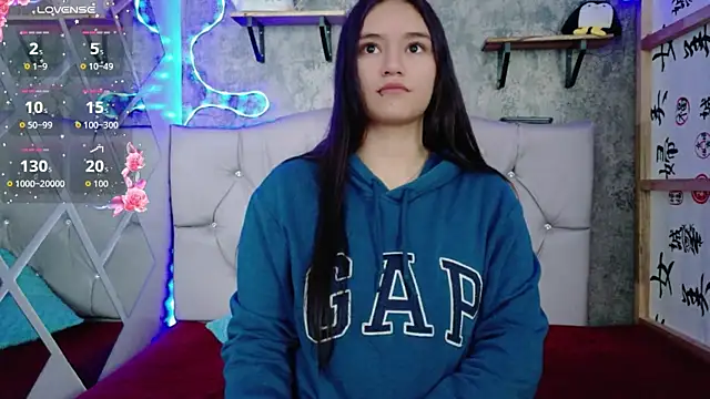 Snapshot of Sophia_xoxo1 chatting on 04/02/26, 11:41 Sophia xoxo1 online show from 04/02/26, 11:41