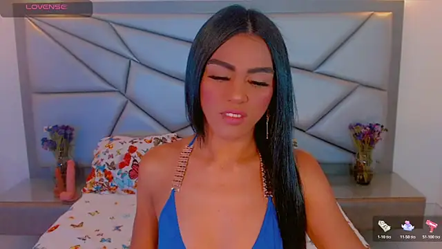 Snapshot of tiifannysexyhot chatting on 04/23/26, 12:29 tiifannysexyhot online show from 04/23/26, 12:29