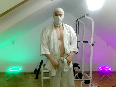 NinjaLaser online show from 05/01/26, 07:40