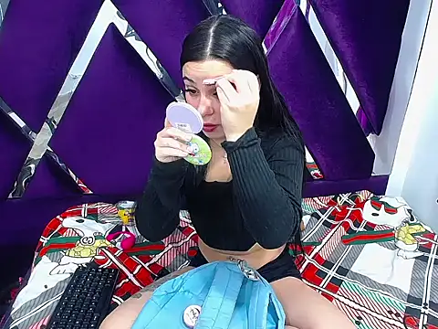 Snapshot of Katherine_Squirt_ chatting on 04/22/26, 03:53 Katherine Squirt online show from 04/22/26, 03:53