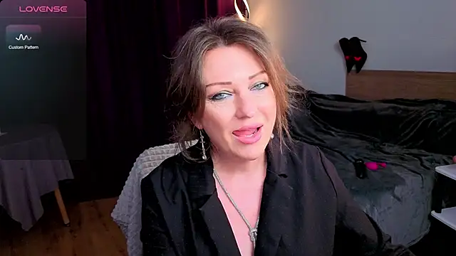 Sirena Fly online show from 05/02/26, 06:24