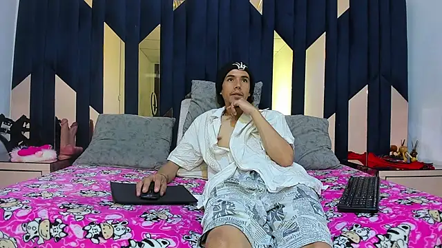 Snapshot of KikyoAndDrey chatting on 04/28/26, 02:22 KikyoAndDrey online show from 04/28/26, 02:22