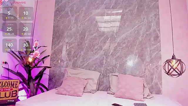 Snapshot of Megan_Stein chatting on 04/21/26, 08:23 Megan Stein online show from 04/21/26, 08:23