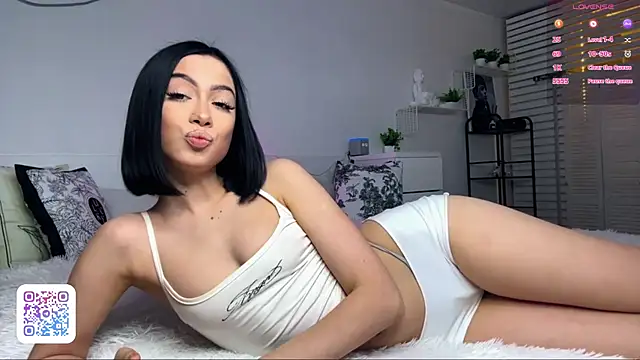 Snapshot of EhtelVesperman chatting on 04/28/26, 03:50 EhtelVesperman online show from 04/28/26, 03:50