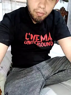 Snapshot of Joni_Sex_Hot chatting on 03/19/26, 05:39 Joni Sex Hot online show from 03/19/26, 05:39